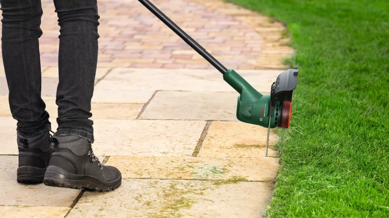 Lawn Edge Trimmer EasyGrassCut 18V-230 image 3
